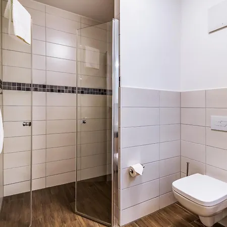 Lagovida Moewenblick D Am Stoermthaler * Grosspoesna