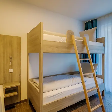 Lagovida Moewenblick D Am Stoermthaler Grosspoesna