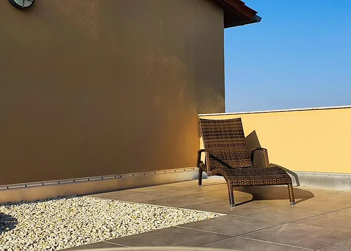 Lagovida Moewenblick D Am Stoermthaler *